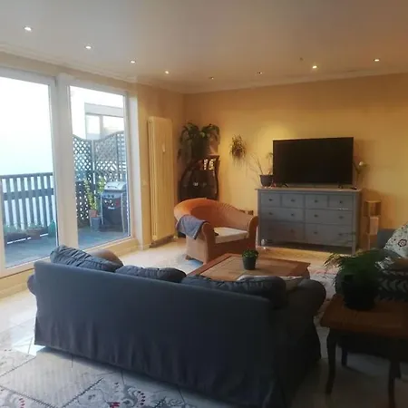 Apartment Penthousewohnung 120 Qm Innenstadt+ Dachterrasse *