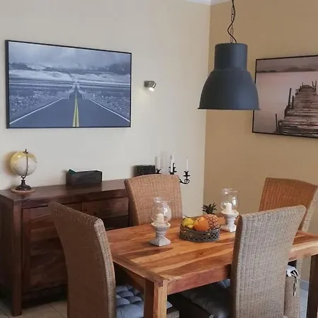 Apartment Penthousewohnung 120 Qm Innenstadt+ Dachterrasse *